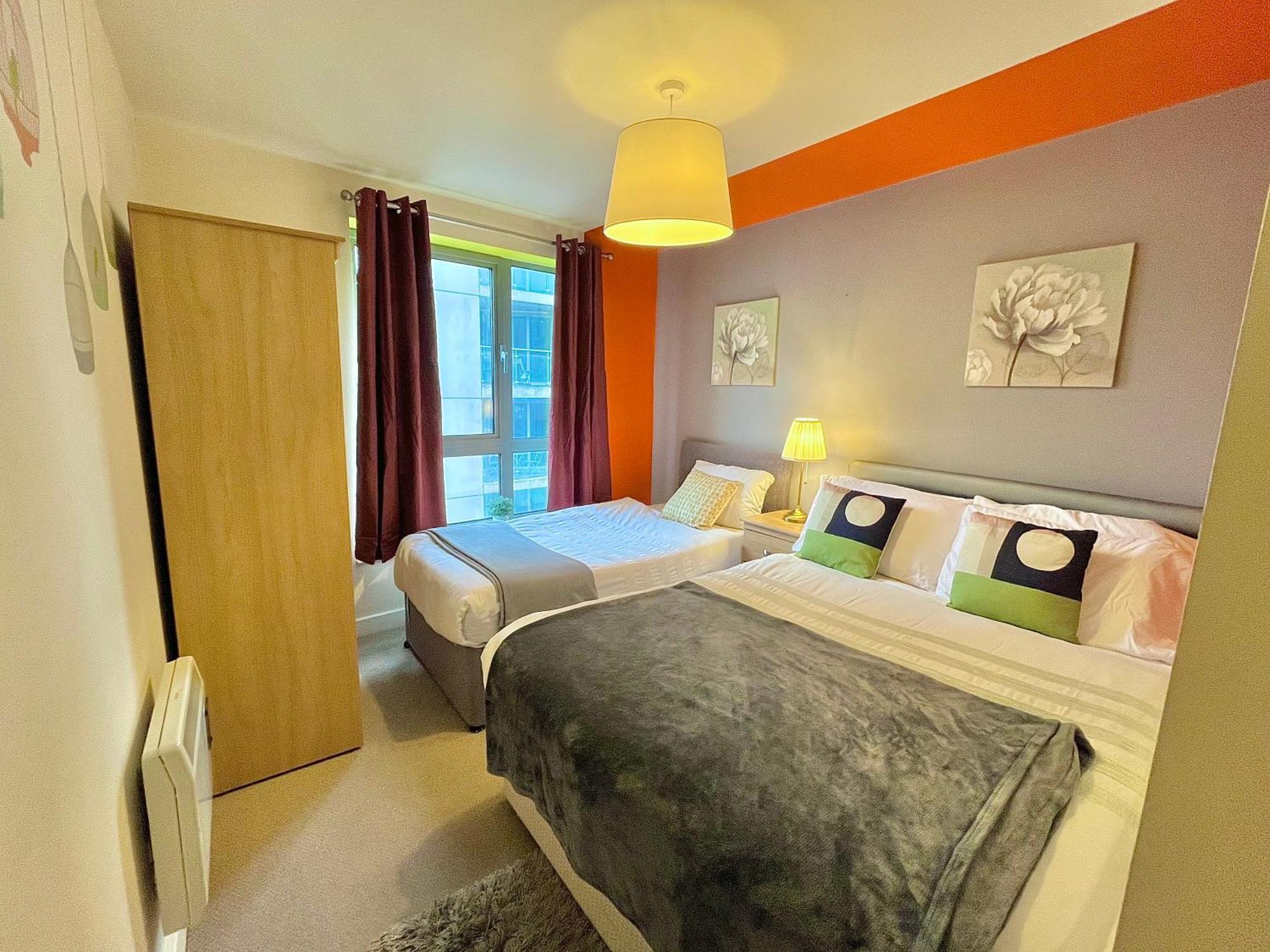 Skyview Apartment By Noknokstay - City Centre With Parking - Group, Family, Business Sheffield Luaran gambar