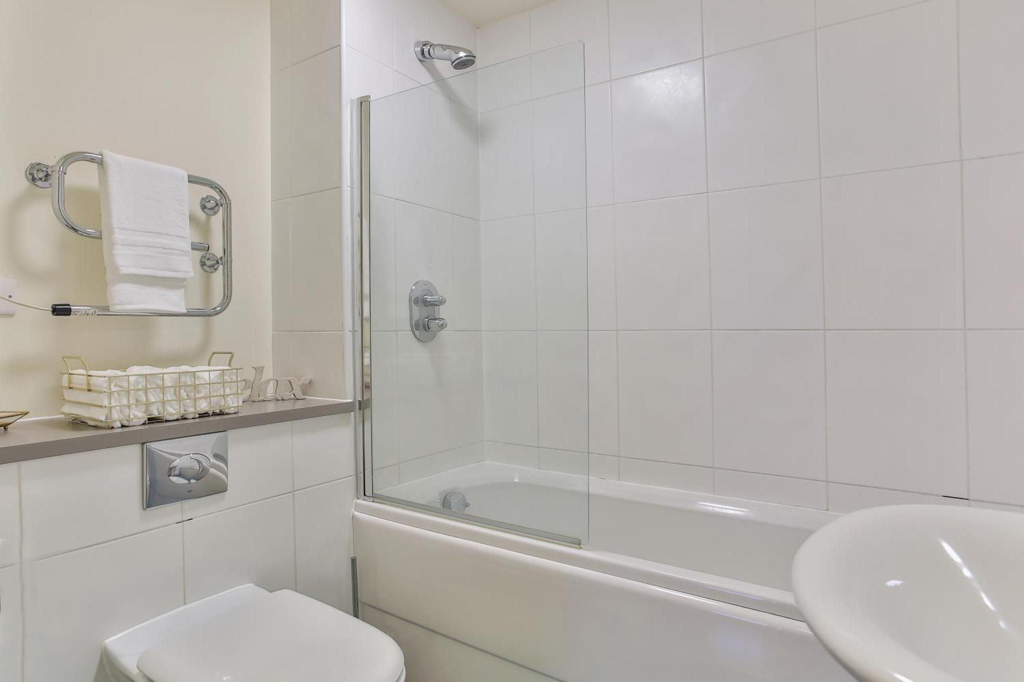 Skyview Apartment By Noknokstay - City Centre With Parking - Group, Family, Business Sheffield Luaran gambar